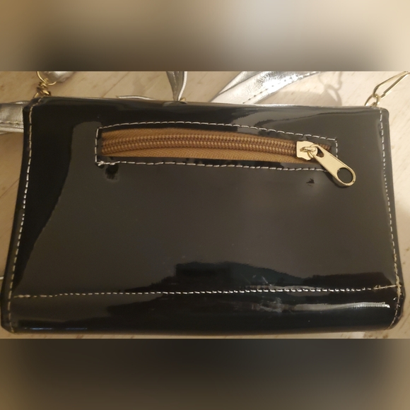 Girls Wallet with strap - Picture 2 of 4